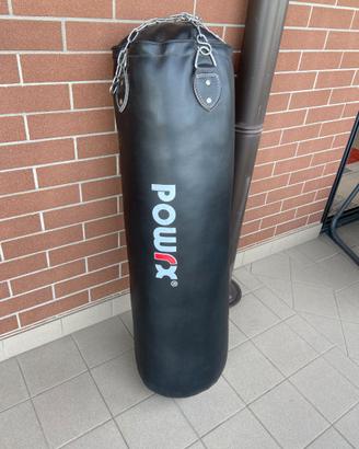 Sacco da Box riempito da 20 Kg con agganci a muro