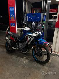 Moto Cfmoto 450 2025 + accessori +catena +garanzia