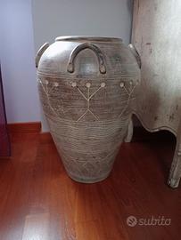 Vaso decorativo in ceramica