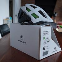 Casco mtb Endura Singletrack tg S-M 51-56cm.nuovo!
