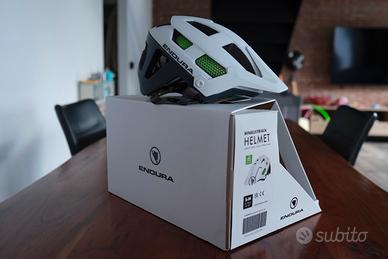 Casco mtb Endura Singletrack tg S-M 51-56cm.nuovo!