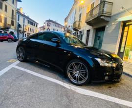 Audi tt (mk2)