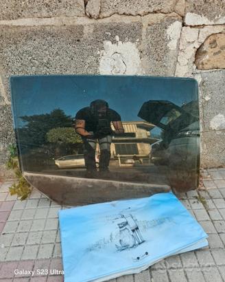vetro sportello posteriore destra peugeot 308 2ª 