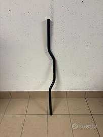 Manubrio Naked con Mozzo