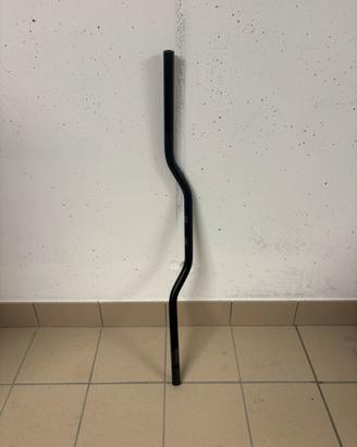 Manubrio Naked con Mozzo