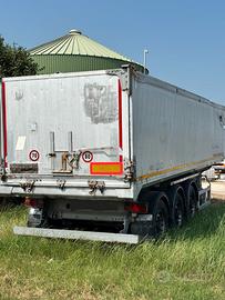 Vasca ribaltabile incidentata