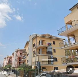 Elegante appartamento in mansarda a Melilli