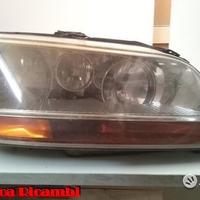 FARO ANTERIORE DESTRO PASSEGGERO FIAT Idea 1° Seri