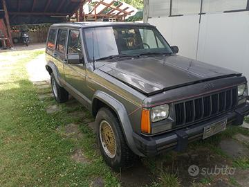 JEEP CHEROKEE XJ 4.0