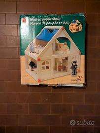 casetta delle bambole 