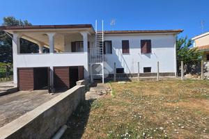 VILLA SINGOLA A POMEZIA