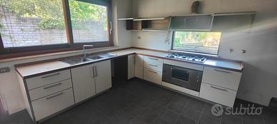 Cucina ad angolo 3x3m Febal usata