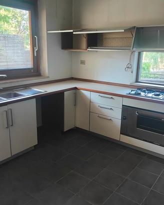 Cucina ad angolo 3x3m Febal usata