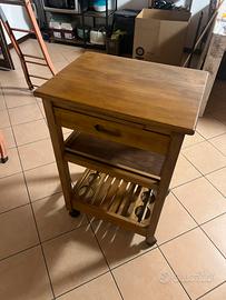 Carrello portavivande in legno