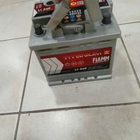 Batteria auto Fiamm da 12v 54 mah