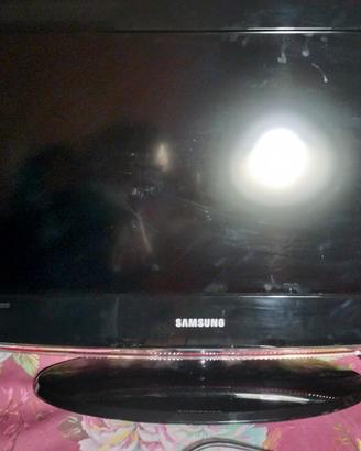 TV Samsung 30 pollici