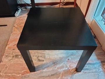 Tavolino basso quadrato