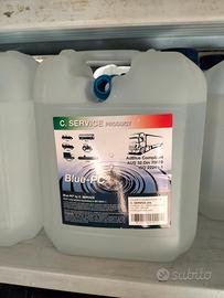 AdBlue con beccuccio 