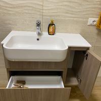 Mobile bagno con lavabo