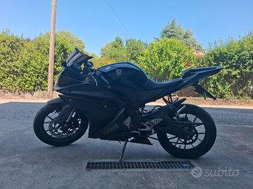 Yamaha Yzf r125