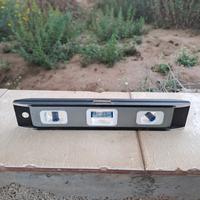 Mini livella magnetica (aria nell'acqua)