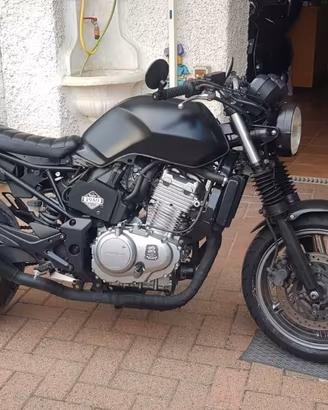 Honda cbf 500 cafe racer