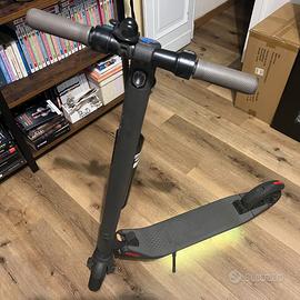MONOPATTINO ELETTRICO SEGWAY NINEBOT ES2 ES4