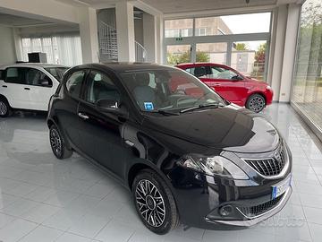 LANCIA Ypsilon My24 402 Platino 1.0 N70369