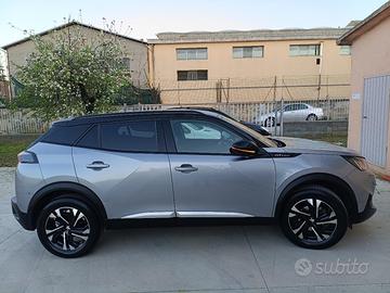 Peugeot 2008 1.2 PureTech GT Line - 