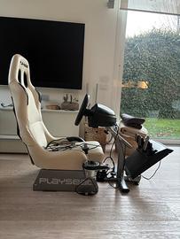 Playseat + Volante e pedali Thrustmaster + Cambio