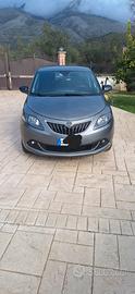 Lancia Ypsilon 1.0 FireFly 5 porte S&S Hybrid Gold