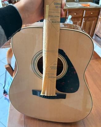 Yamaha F370 Chitarra Folk trattabile