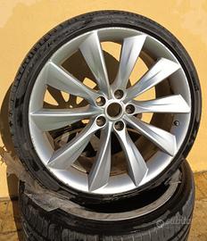 4 cerchi Tesla Model S da 21"