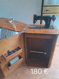 Macchina da cucire integrata al mobile 