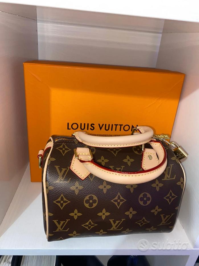 Borse Vendita in Abbigliamento e accessori