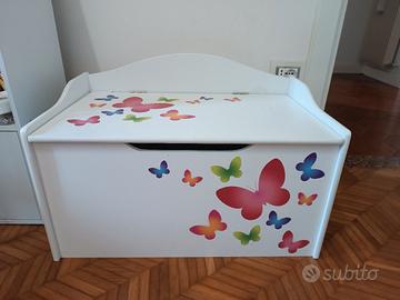 panca con contenitore 