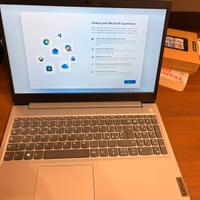 computer portatile LENOVO in condizioni perfette