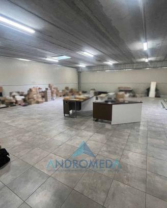 Immobile di 720 m² a Arzano