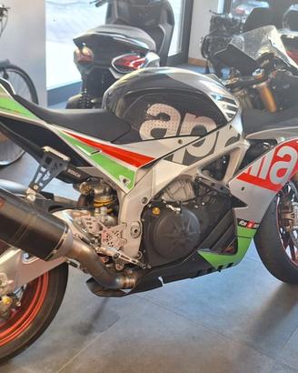 Aprilia rsv4 RF 2017