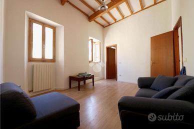 5 LOCALI A DOVADOLA