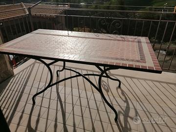 tavolo nuovo usato 3 mesi 