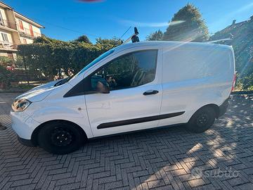 Furgone ford transit courier
