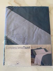 Coppia Completi Lenzuola Piazza e Mezza "Twist"
