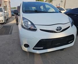 TOYOTA AYGO 1.0 BENZINA CONNECT STRAFULL