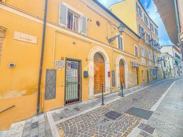 3 LOCALI A CHIETI