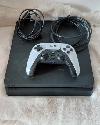 PlayStation 4 Slim 