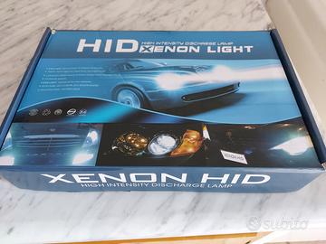 N. 4 KIT XENON (H11 e H4) + 2 coppie di lampade H4