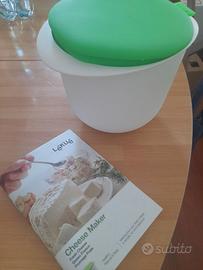 Recipiente per produrre ricotta e formaggio fresco