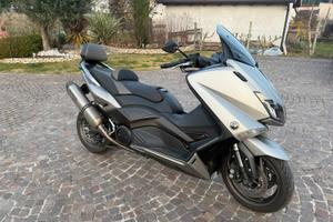 Yamaha Tmax 530