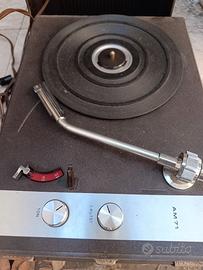 Giradischi portatile vintageAM71